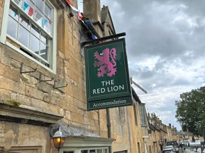 Red Lion Tavern
