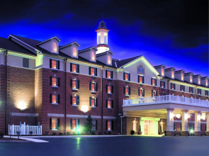 Holiday Inn Express State College at Williamsburg Square by IHG