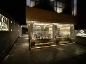 Naman Hotel