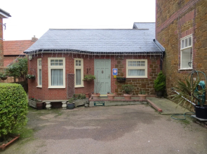Foxgloves, Bungalow. 5 Mins to Holiday Amenities