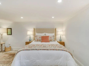 Ocean Springs Studio: Walk to Downtown & Beach!