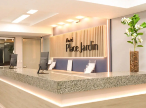 Hotel Place Jardin