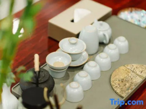 Shengxin Calligraphy & Painting Hotel (Yan'an Revolutionary Memorial Hall Branch)