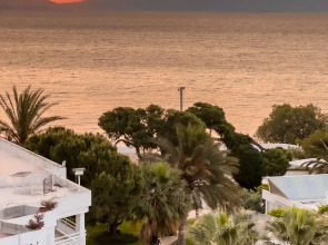 Marathon Beach Resort