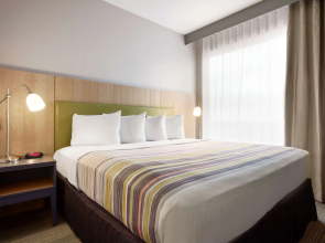 Country Inn & Suites by Radisson, York, PA