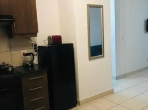 Seabreeze Modern Apartment sleeps up to 4 people