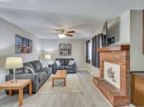 Tiger Town Getaway: 2 Mi to Downtown & Campus!