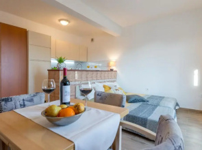 Lily's Apartments