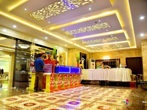 Hotel Arsh Palace