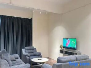 Leo66 Guest House