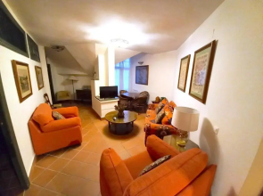 Plaza Andalucía Edificio Salvia 2-6 pax