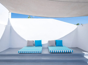 Majestic Sky Suites