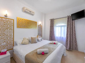 Green Garden Resort Poolside Executive Villa 127