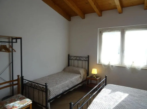 CASCINA LEGNAGO - trilocale a 6 chilometri da SALO'