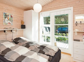 Stunning Lakeside Holiday Home in Skanderborg