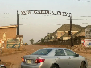 C7 Hazelwood Residence & Suites