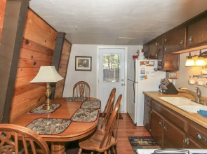 A Humble Hilltop Hideaway - Home Away From Home In The San Bernardino National Forest!! 2 Bedroom Home