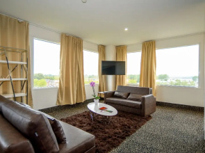 Hyde Park Hotel