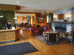 Emerald Lake Lodge