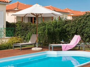 Jewel of Venus Villa - Private Pool Paradise