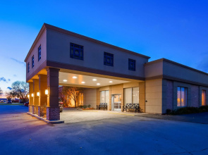Best Western Crossroads Of The Bluffs
