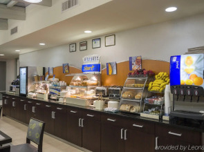 Holiday Inn Express New York City- Wall Street by IHG