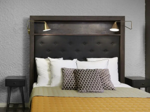 41 - A Townhouse Hotel