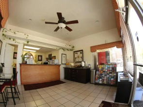 Anaheim Maingate Inn