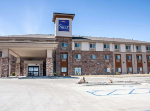 Sleep Inn & Suites Devils Lake