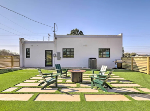 Unique Texas Home in Converted Gas Station!