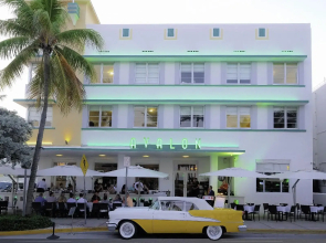 Avalon Hotel