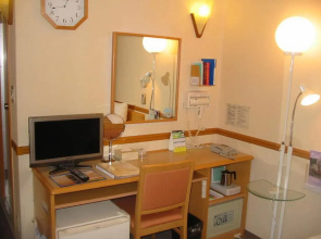 Toyoko Inn Hiroshima-eki Minami-guchi Migi