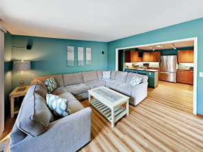 1658 S Edgewood Home 3 Bedrooms 2 Bathrooms Home