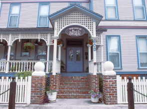 Grand Gables Inn Bed & Breakfast