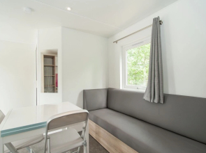 Nicely Furnished Chalet With Dishwasher, Close to North Sea