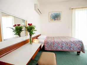 Theoxenia Messolonghi