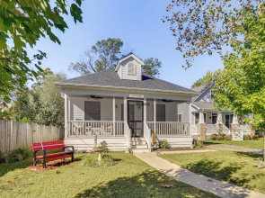 3 Blocks to Beach & Potomac River: Virginia Escape