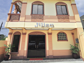 Jilian Tourist inn