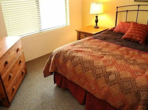 Seven Springs Sunridge 2 Bedroom Deluxe Condo - Pet Friendly! by RedAwning