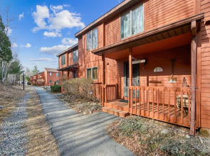 Quick Silver 9d - Comfy Townhome For All Seasons 3 Bedroom Townhouse by The Summit at Gore Mountain
