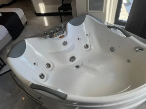 D Twins Airport Hotel