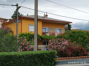 Apartments Maricic 200 meters from the Sea