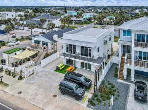 Ocean Front Flagler Beach Sleeps 5 People