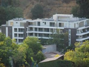 Red Velvet  Apartment