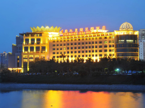 Conifer Garden Hotel