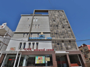 Hotel Sanskruti Inn