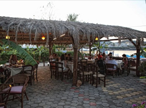 Niriides Beach Hotel