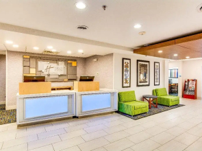 Holiday Inn Express Vincennes