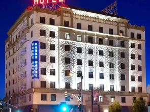 The Padre Hotel