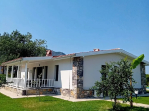 Villa in a Pomagranate Orchard